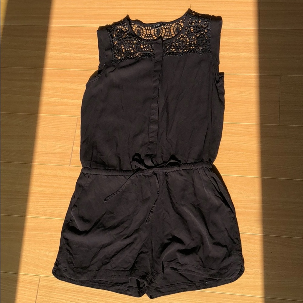 LOFT Petites romper with pockets size XXSP